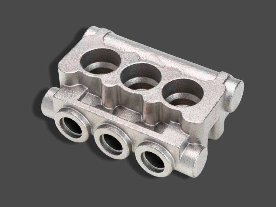 Quatro Décadas de<br /><span>Excelência Metalúrgica</span>