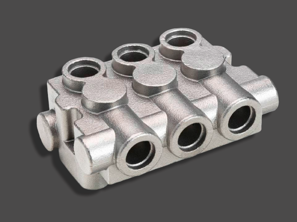 Quatro Décadas de<br /><span>Excelência Metalúrgica</span>